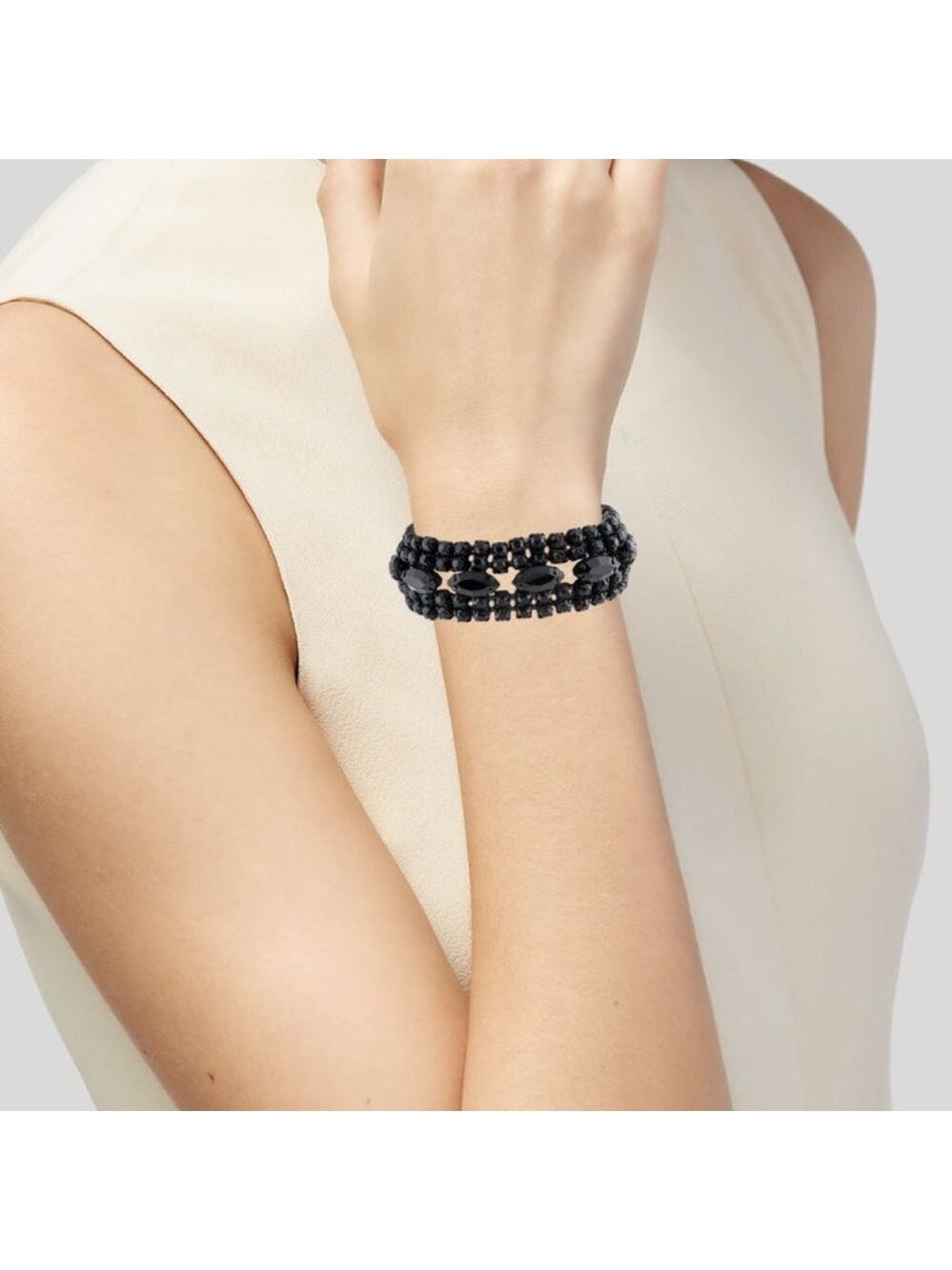 WOMEN’S BRIGHT BLACK WEISS CRYSTAL LINK 7” BRACELET